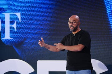 el ex empleado de google, ingeniero y escritor mo gawdat en chipping norton, inglaterra