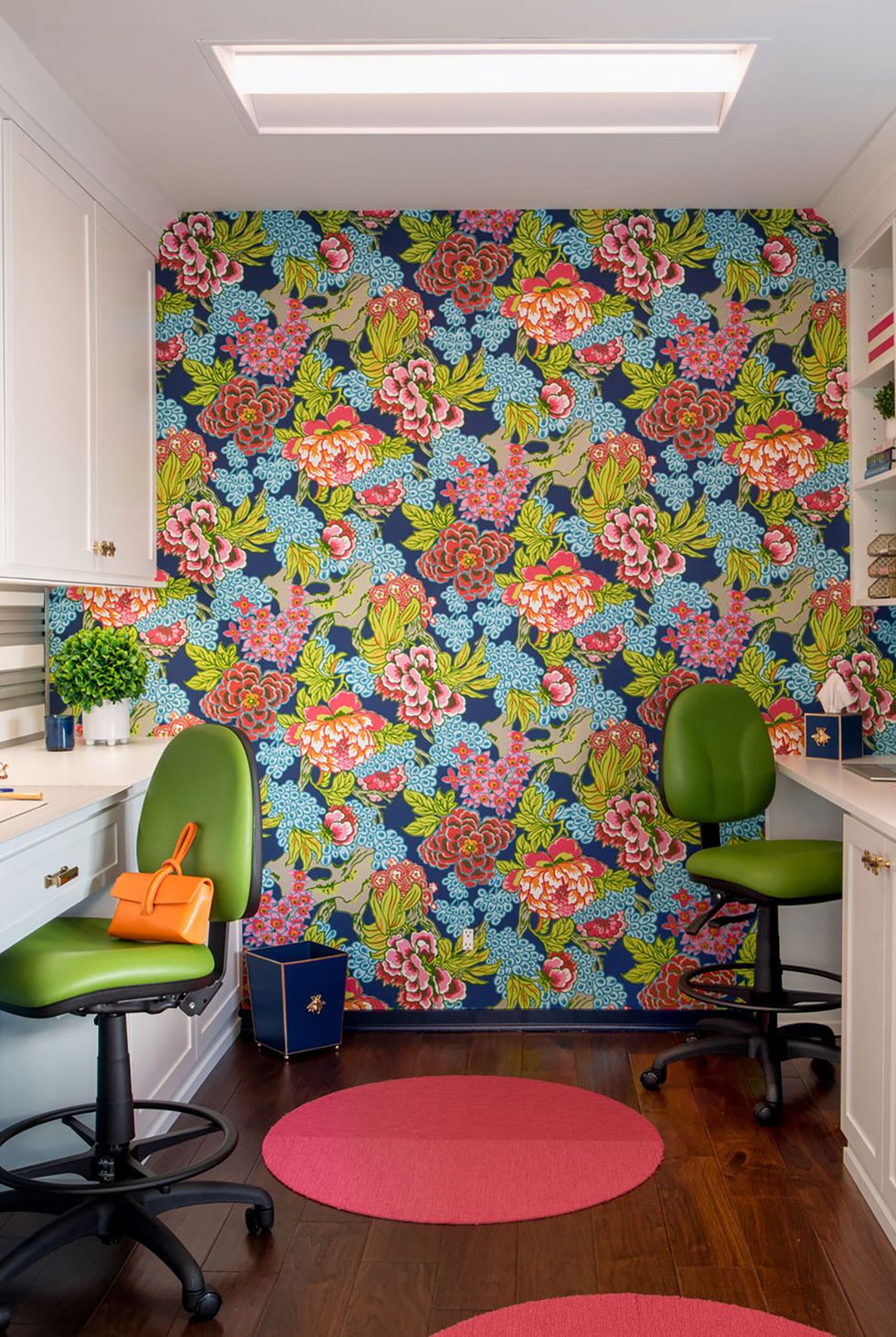 craft room with floral wallpaper