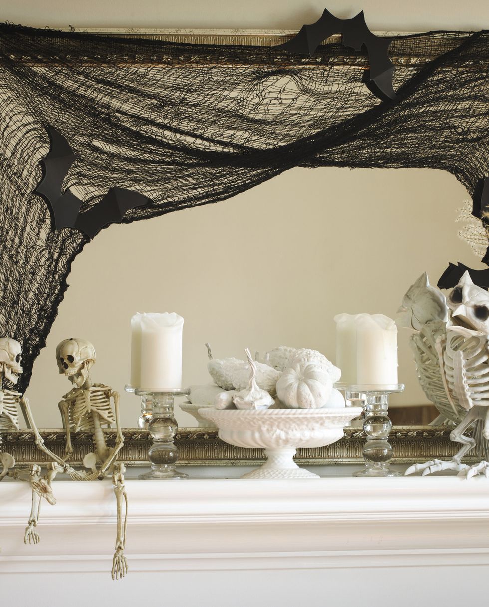 45 Best Halloween Table Decor Ideas to Try in 2023