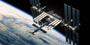 Space station, Satellite, Spacecraft, Outer space, Space, Building, space shuttle, Telecommunications engineering, Vehicle, Spaceplane, 