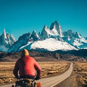 De beroemde pieken Aguja Poincenot en Fitz Roy Patagoni op de grens tussen Argentini en Chili