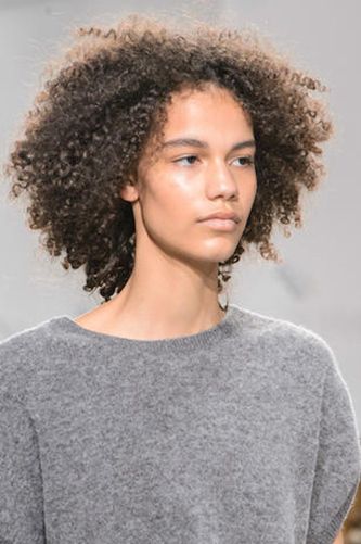 Hair, Hairstyle, Face, Afro, Beauty, Chin, Eyebrow, Fashion, Human, Brown, 