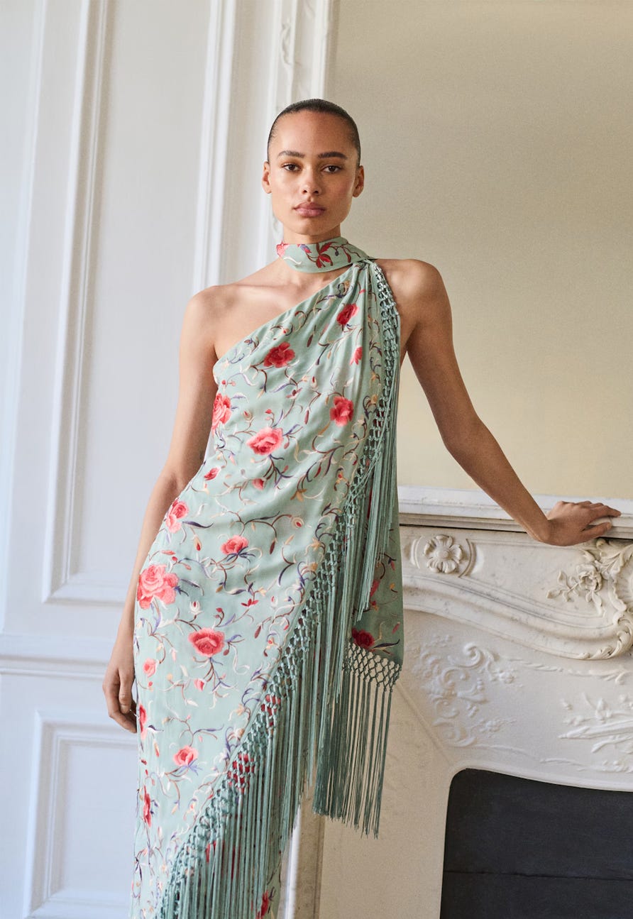 Vestido mantón de Mango