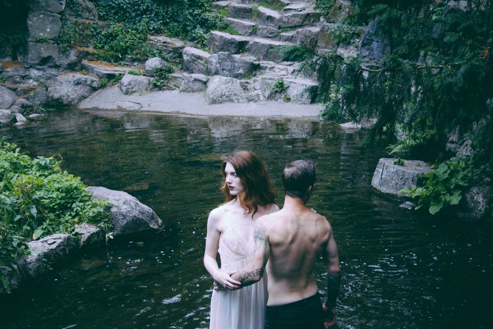 Stairs, Watercourse, Back, Sunglasses, Lake, Pond, Waist, Barechested, Water feature, Abdomen, 