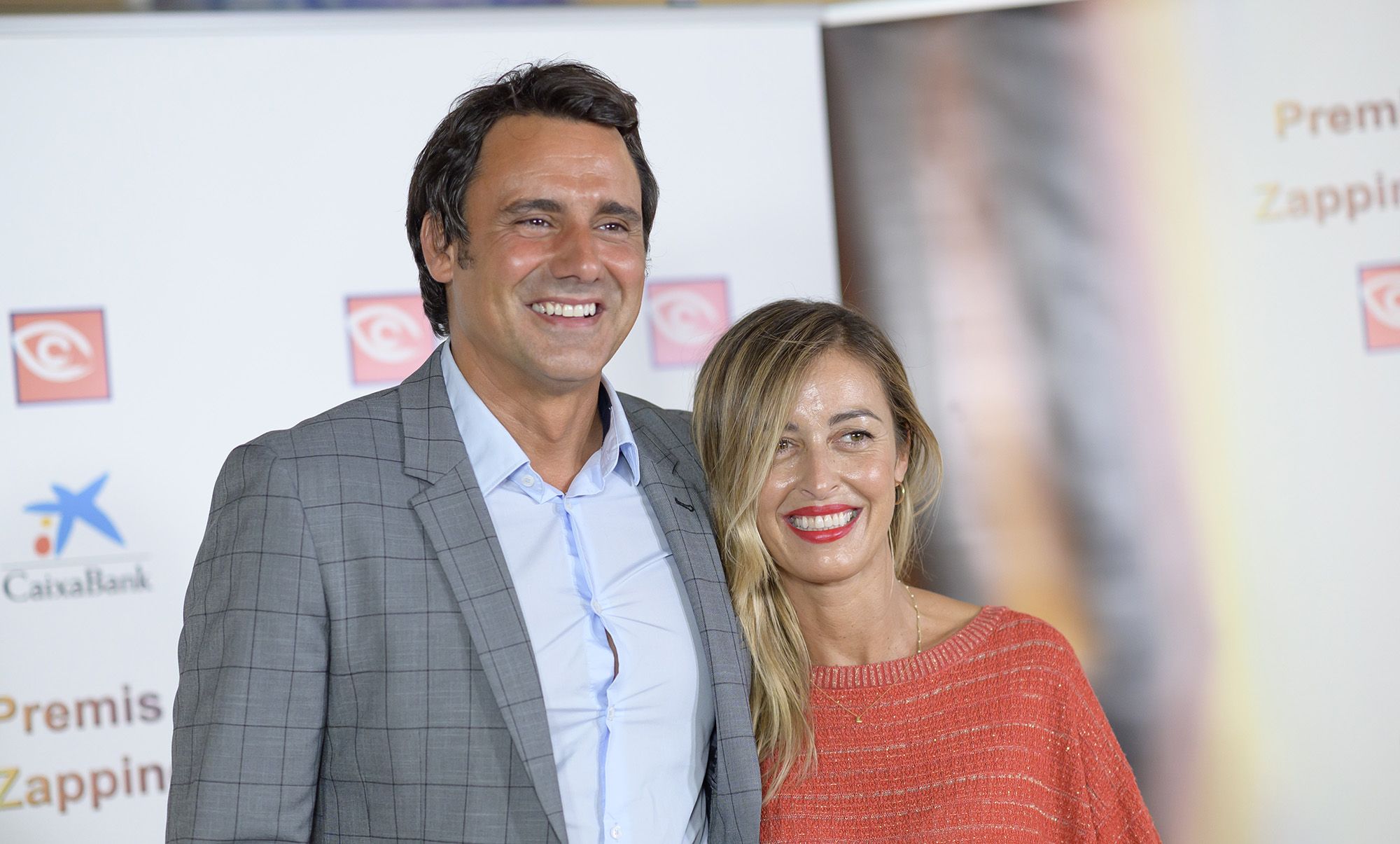 Ion Aramendi anuncia orgulloso el nuevo trabajo de su mujer, María Amores, en Mediaset