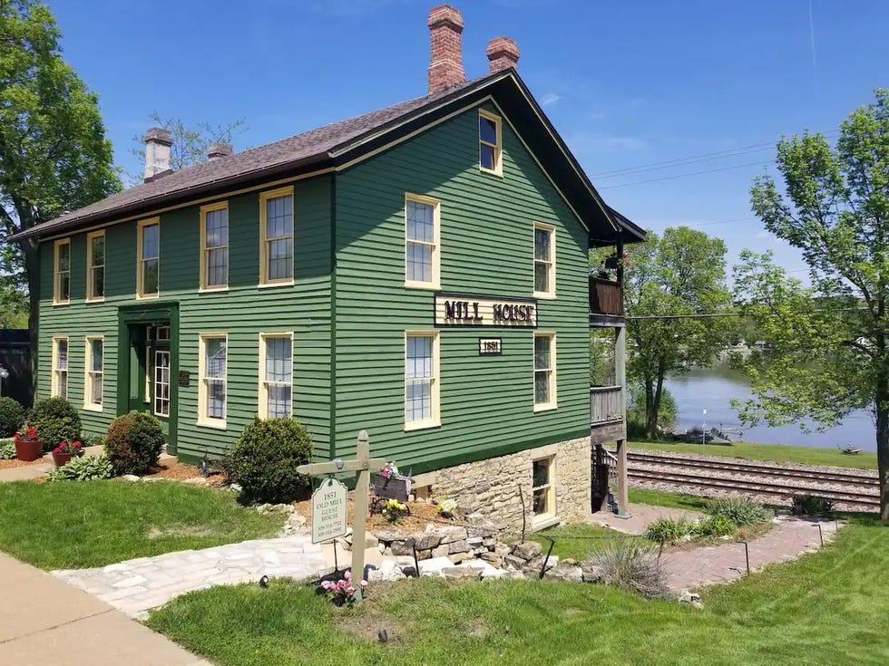 captains quarters in iowa, a good housekeeping pick for unique airbnb