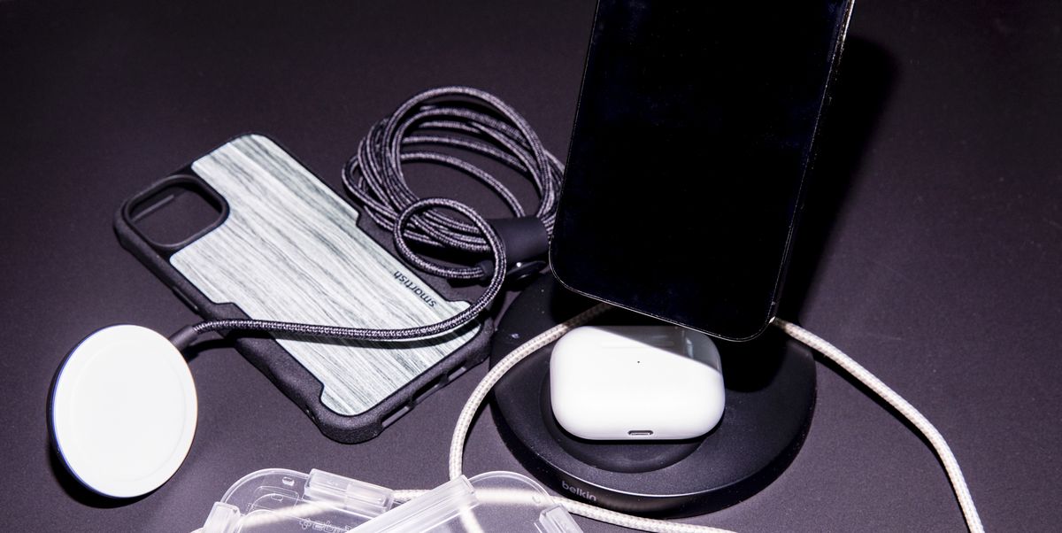 iPhone 6 - Charging Essentials - All Accessories - Apple
