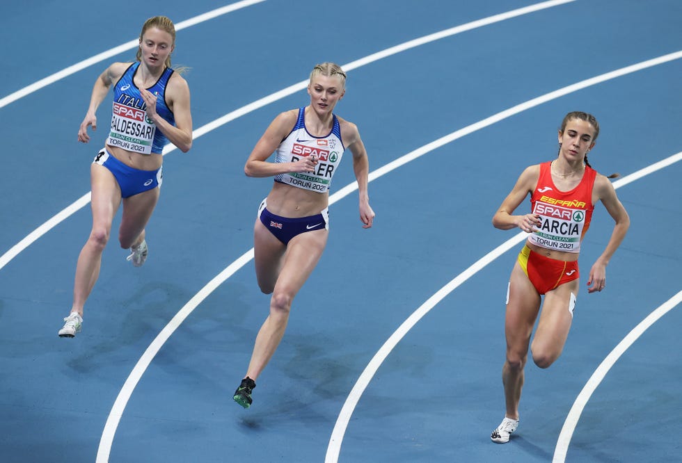 daniela garcía, atleta de 800 metros, corre en el europeo de torun