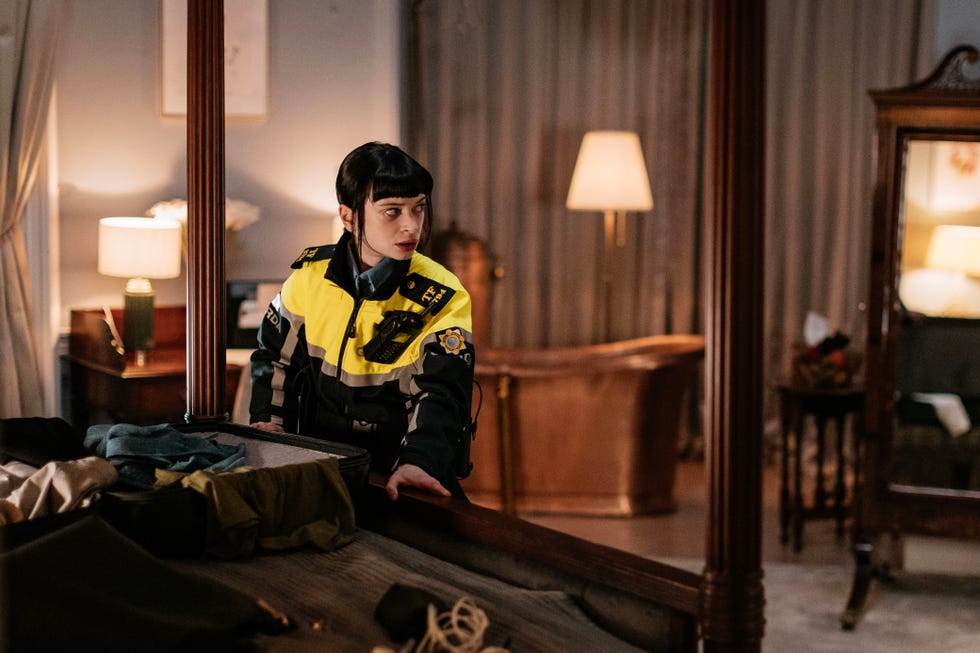 ruth codd as roisin irish blood_season 1, episode 1 photo credit: szymon lazewski/acorntv
