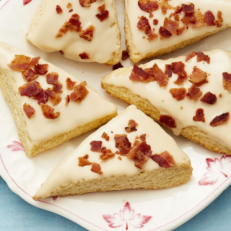 maple bacon scones