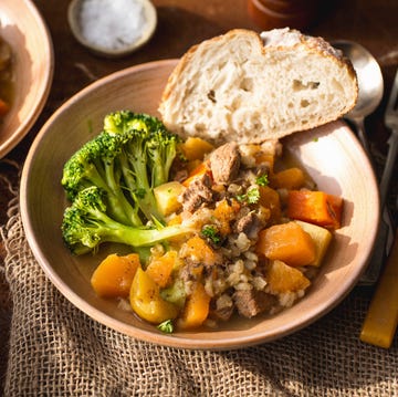 Guiso de cordero con verduras irish lamb stew with broccoli