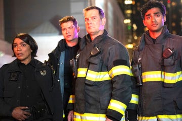 is 911 season 8 on tonight new episodes return 2025