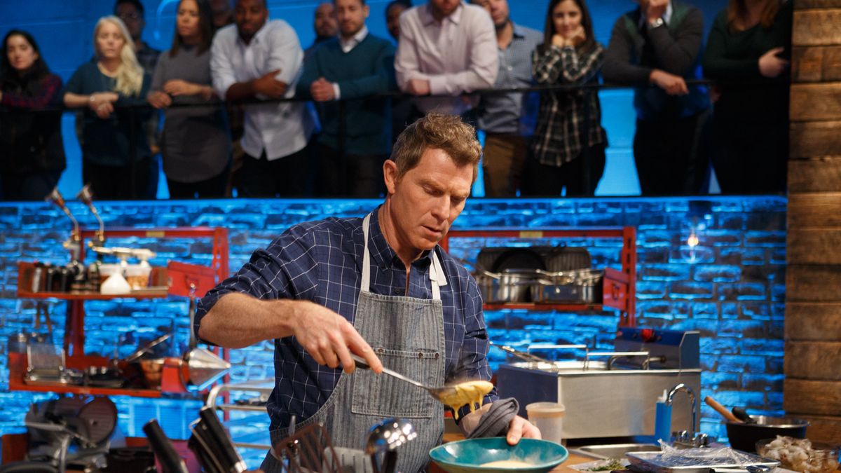 preview for Gordon Ramsay Vs. Bobby Flay: Whose Grilled Steak Is Better?