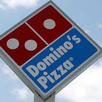 is dominos pizza open on thanksgiving day