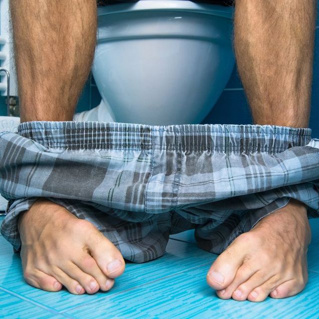 peeing sitting down normal, is it normal to sit down to pee, what it means if you sit down to pee, how many people sit down to pee, what percentage of men pee sitting down, peeing sitting down health