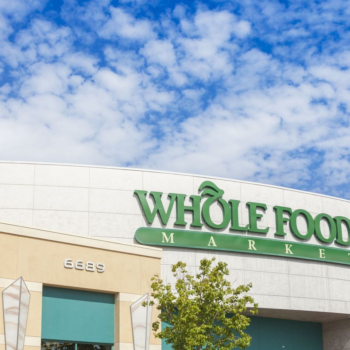 There Is A Best Day Of The Week To Shop At Whole Foods