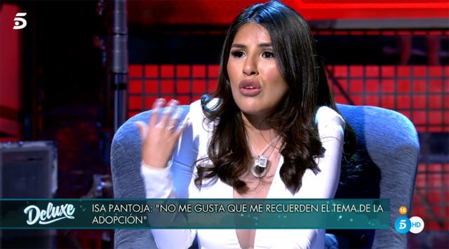 isa pantoja en el deluxe