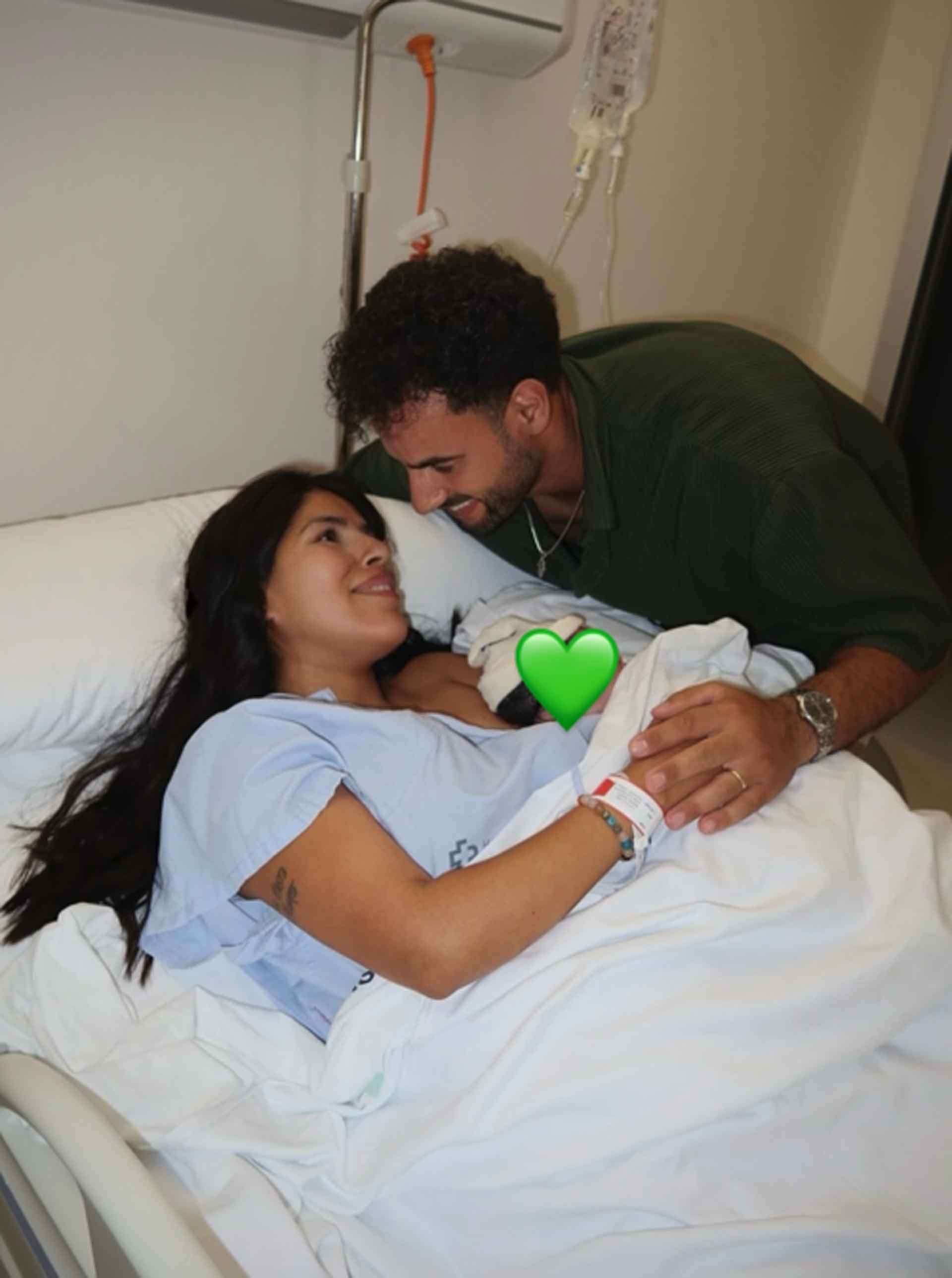 Isa Pantoja da a luz a su segundo hijo, un niño llamado Cairo
