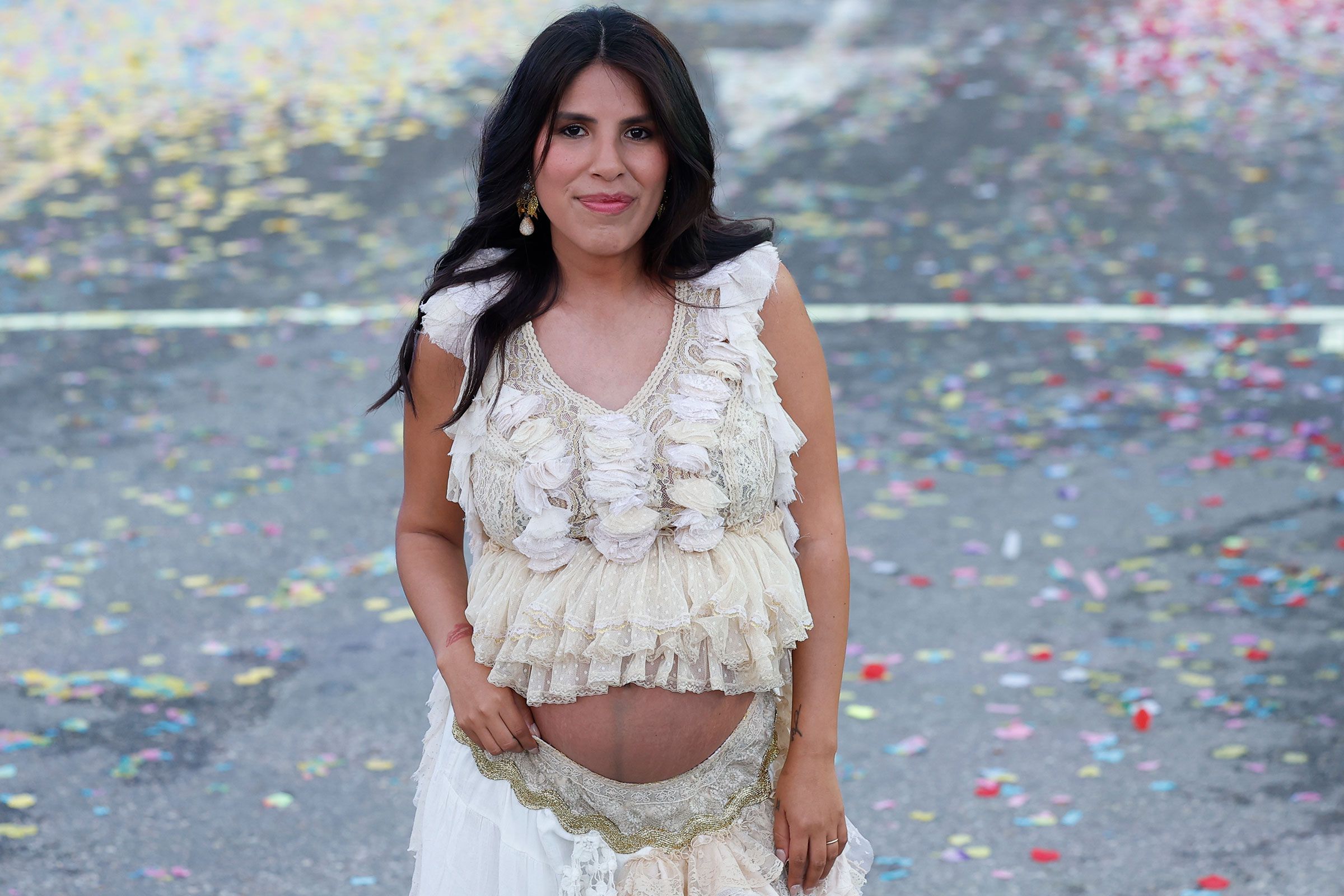 Isa Pantoja comparte su plan más especial con las personas que han estado  con ella tras el nacimiento de su hijo