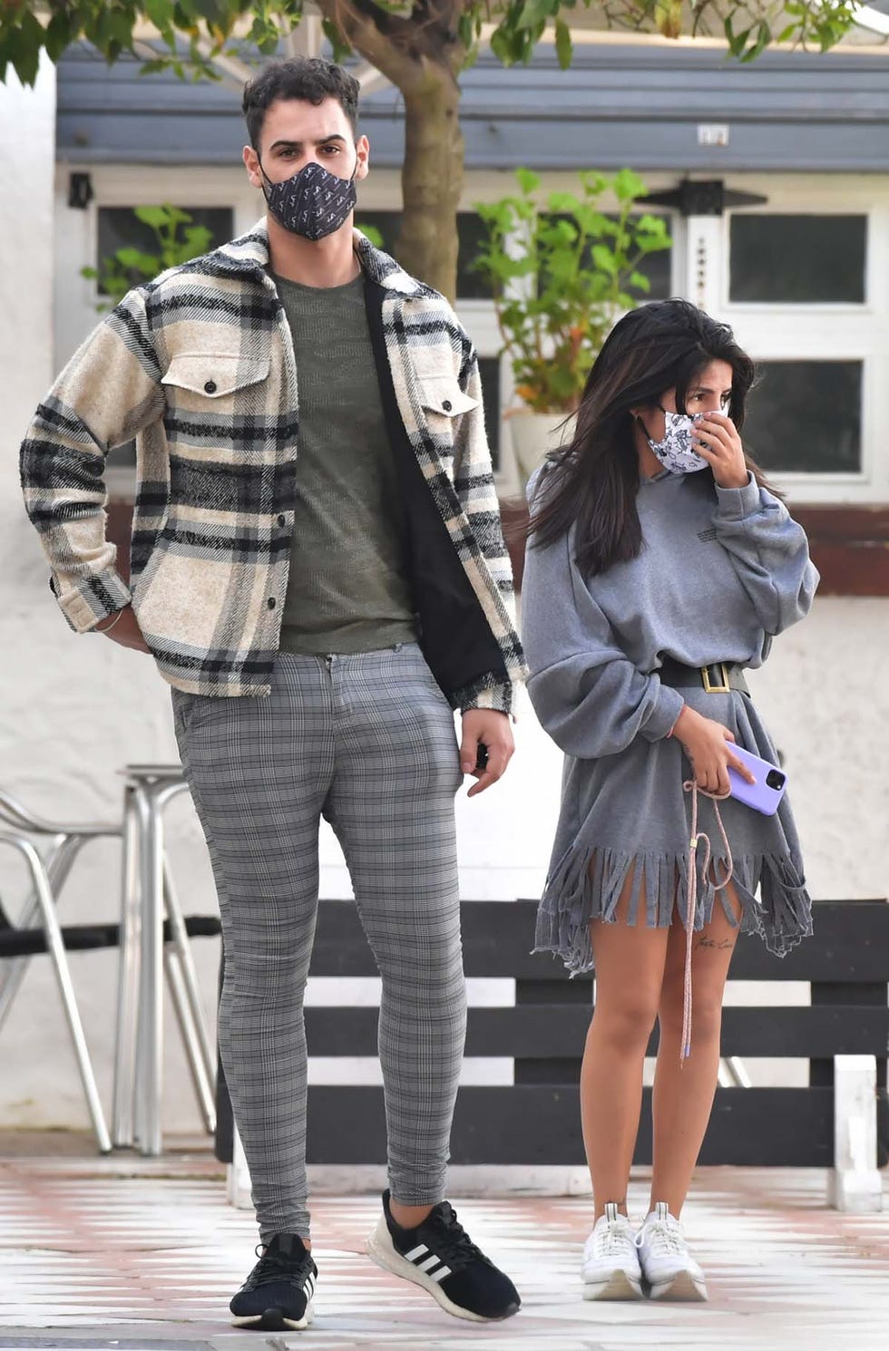 isa pantoja y asraf paseo