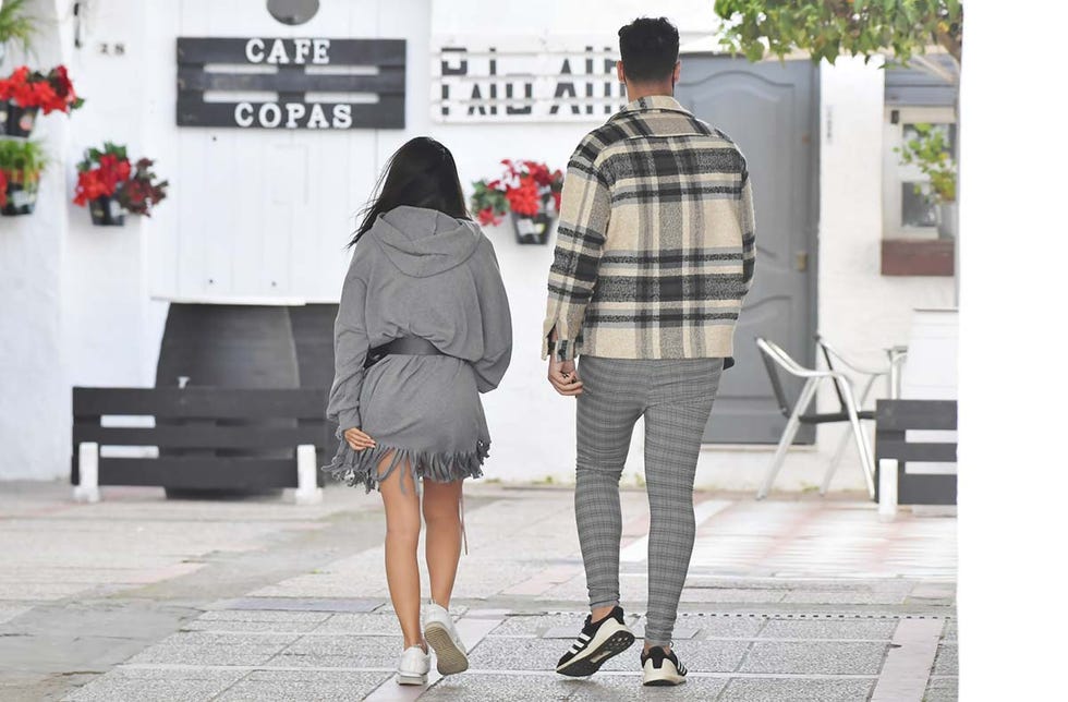 isa pantoja se refugia en el amor