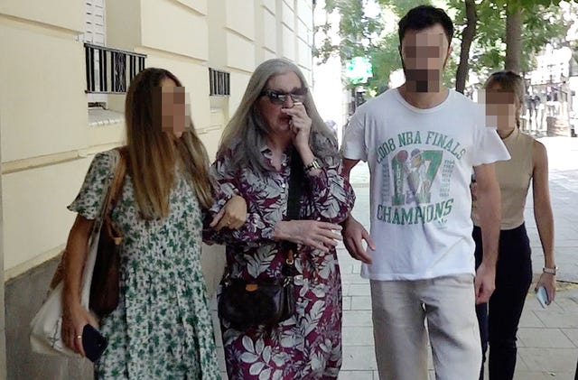 isabel chávarri, hermana de marta chávarri, llora tras conocer su muerte
