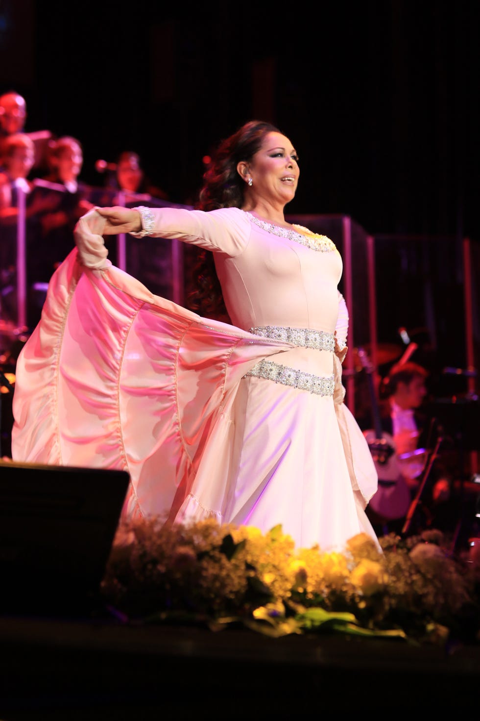 la cantante isabel pantoja durante un concierto de su gira hasta que se apague el sol en sevilla 24062017 sevilla
