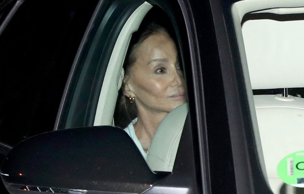 Isabel Preysler conoce a su quinto nieto, Miguel.