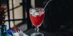 Drink, Alcoholic beverage, Non-alcoholic beverage, Distilled beverage, Food, Classic cocktail, Cocktail, Glass, Stemware, Wine cocktail, 