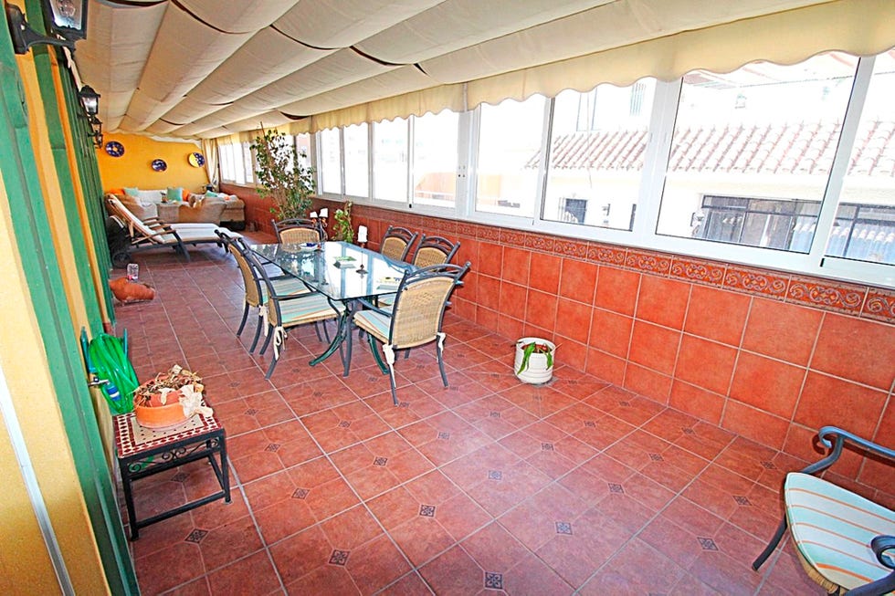 isabel pantoja, terraza de su ático de fuengirola