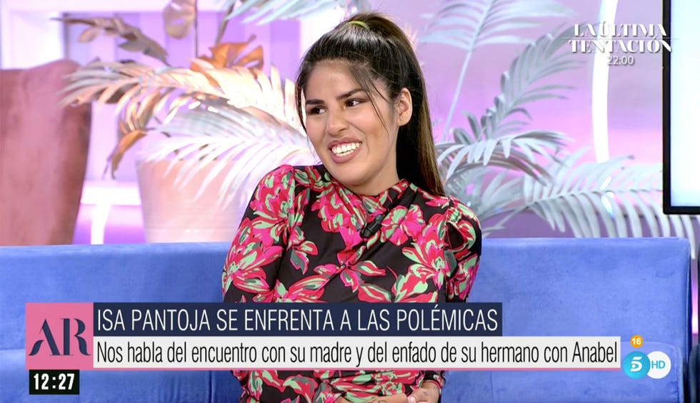 la hija de isabel pantoja en el plató de ana rosa