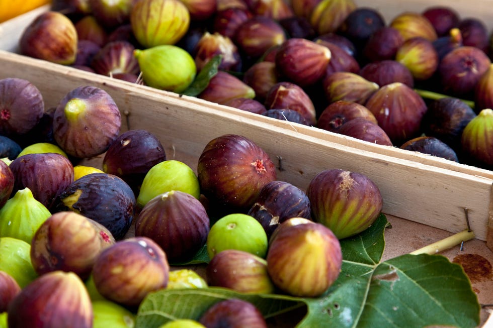 ischia island food market, figs