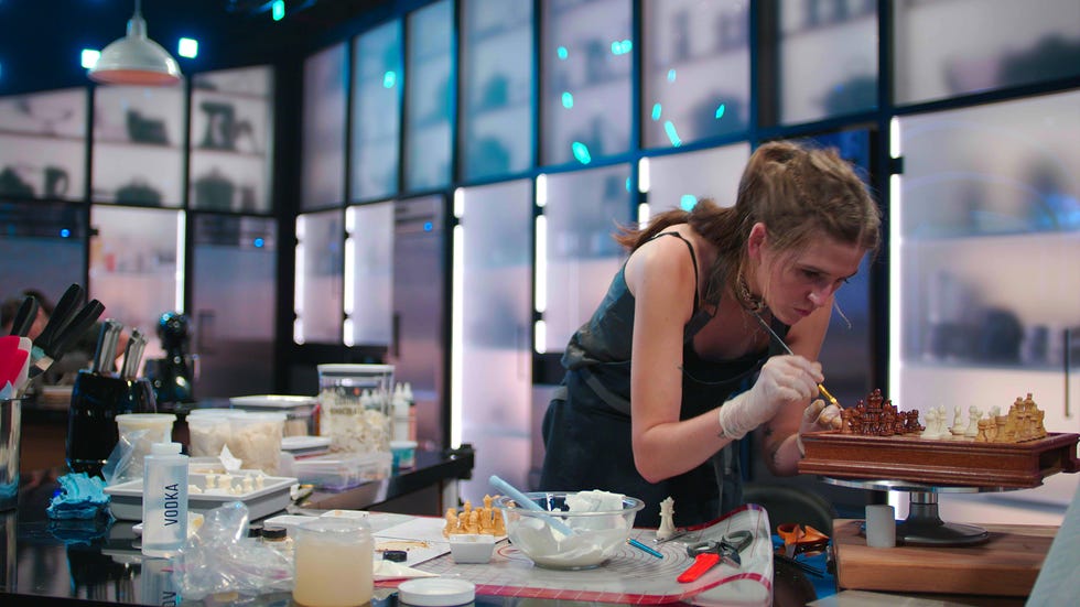 is it cake s1 sam cade in episode 7 of is it cake s1 cr courtesy of netflix © 2022