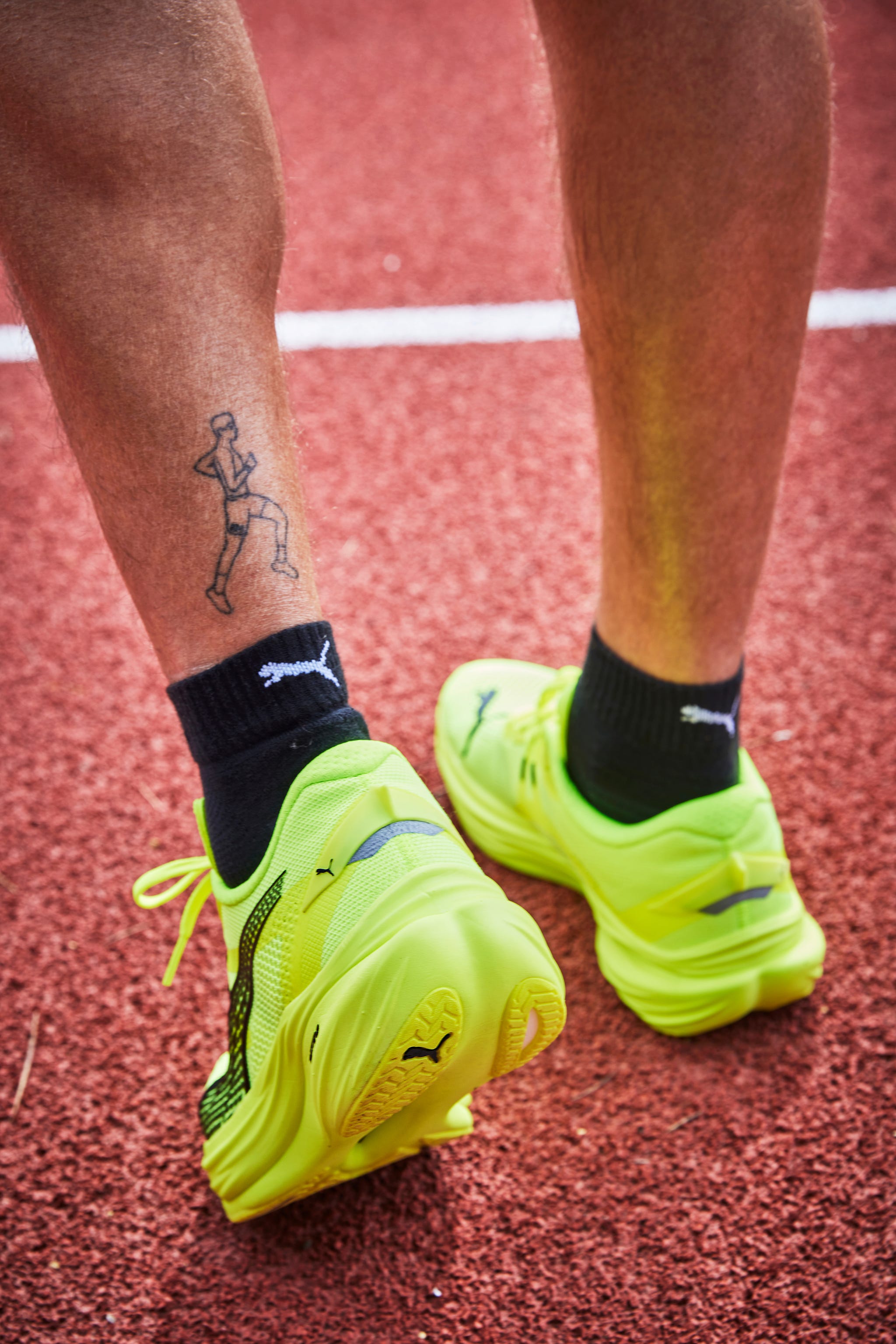 ismanon en una sesión para runner's world con puma