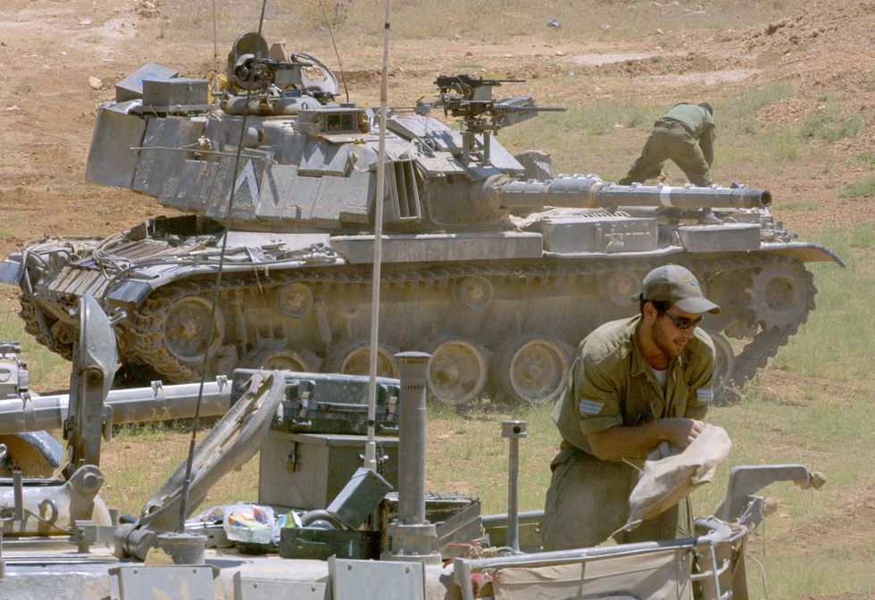 israeli tanks deployed