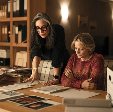 Director Issa Lopez and Jodie Foster in True Detective: Night Country director issa lopez and jodie foster in true detective night country