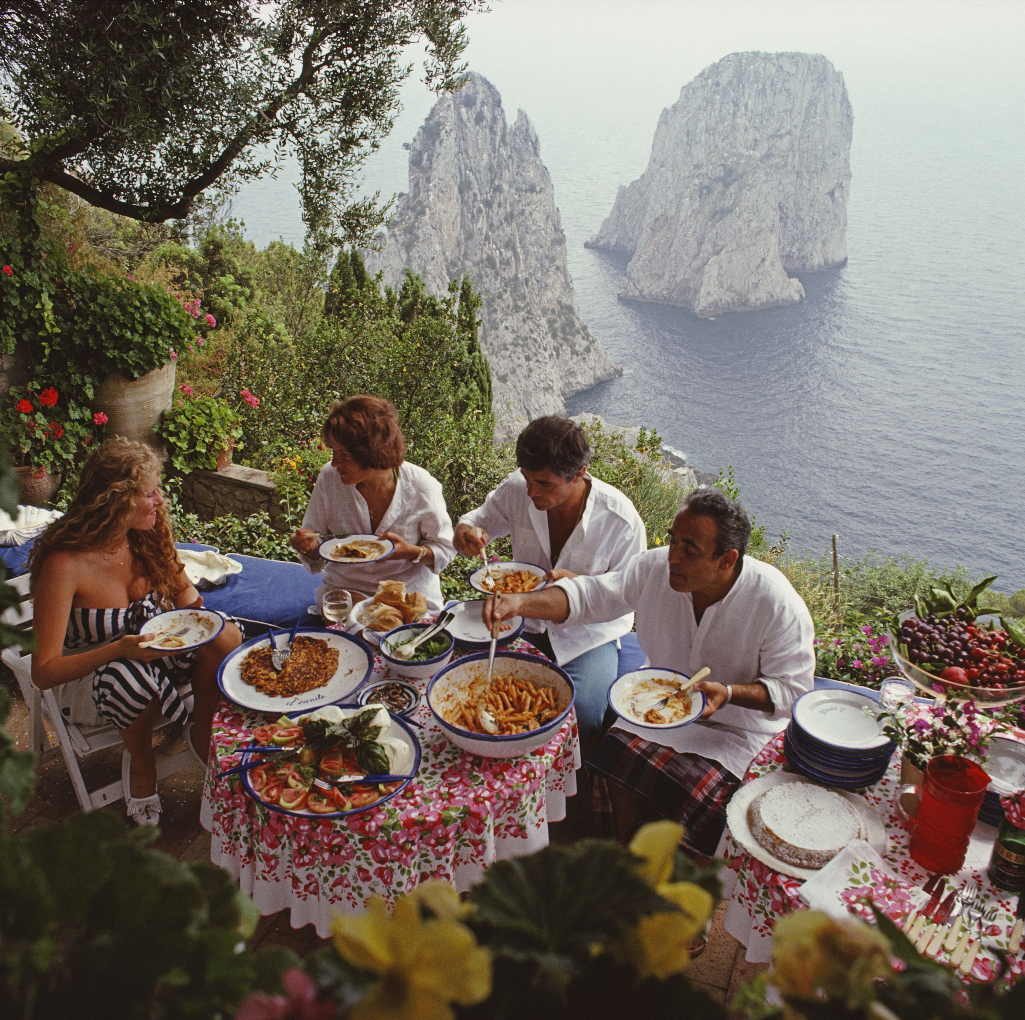 The Lost Art of Taking a Long, Boozy Lunch