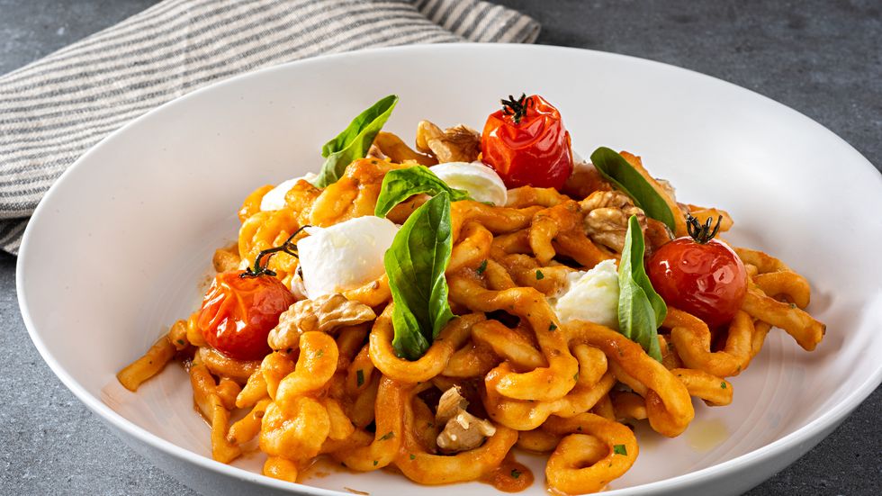 italian pasta with mozzarella and tomato sauce