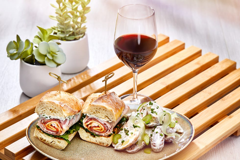 Dish, Food, Cuisine, Ingredient, Sandwich, Finger food, Produce, Platter, Fast food, Recipe, 