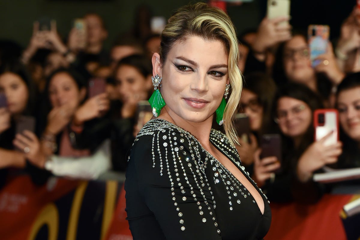 Tagli capelli Primavera 2023, il caschetto mosso di Emma Marrone