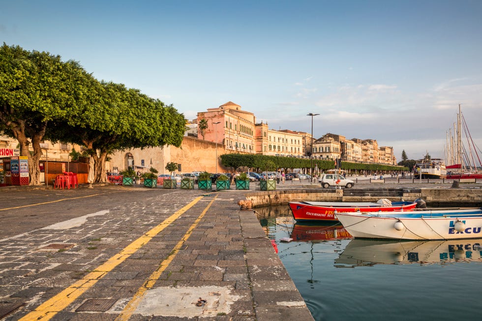 italy, sicily, ortygia, syracuse, harbour