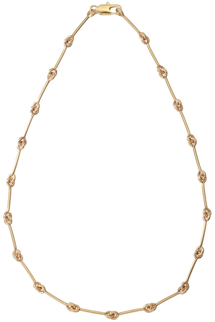a gold chain with a few diamonds