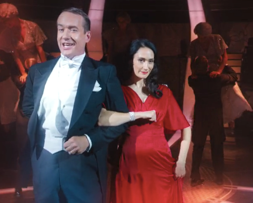 ITV Quiz musical scene 