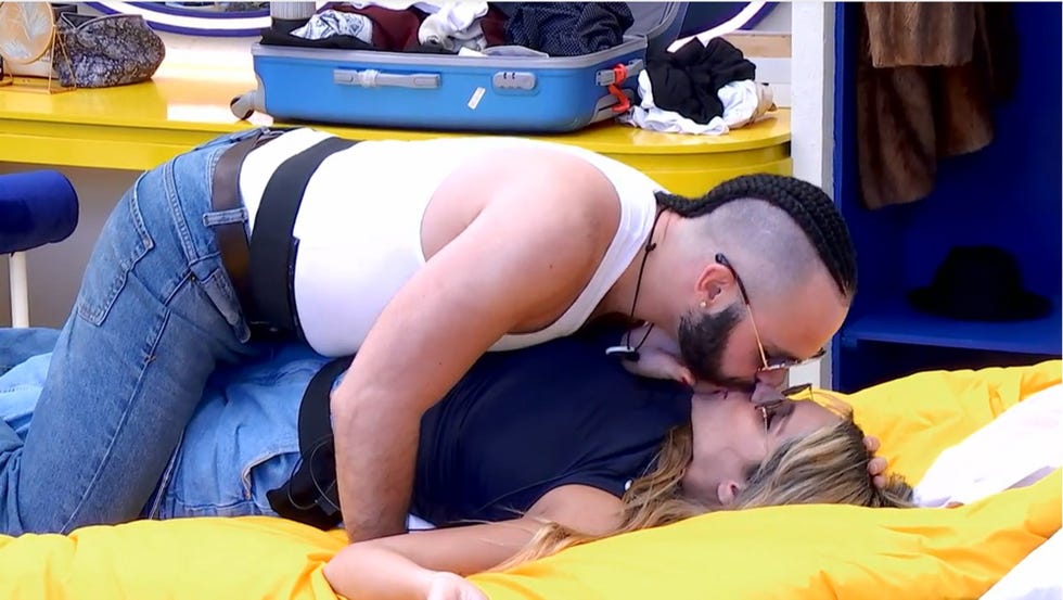ivana icardi y finito se besan en gh duo 2