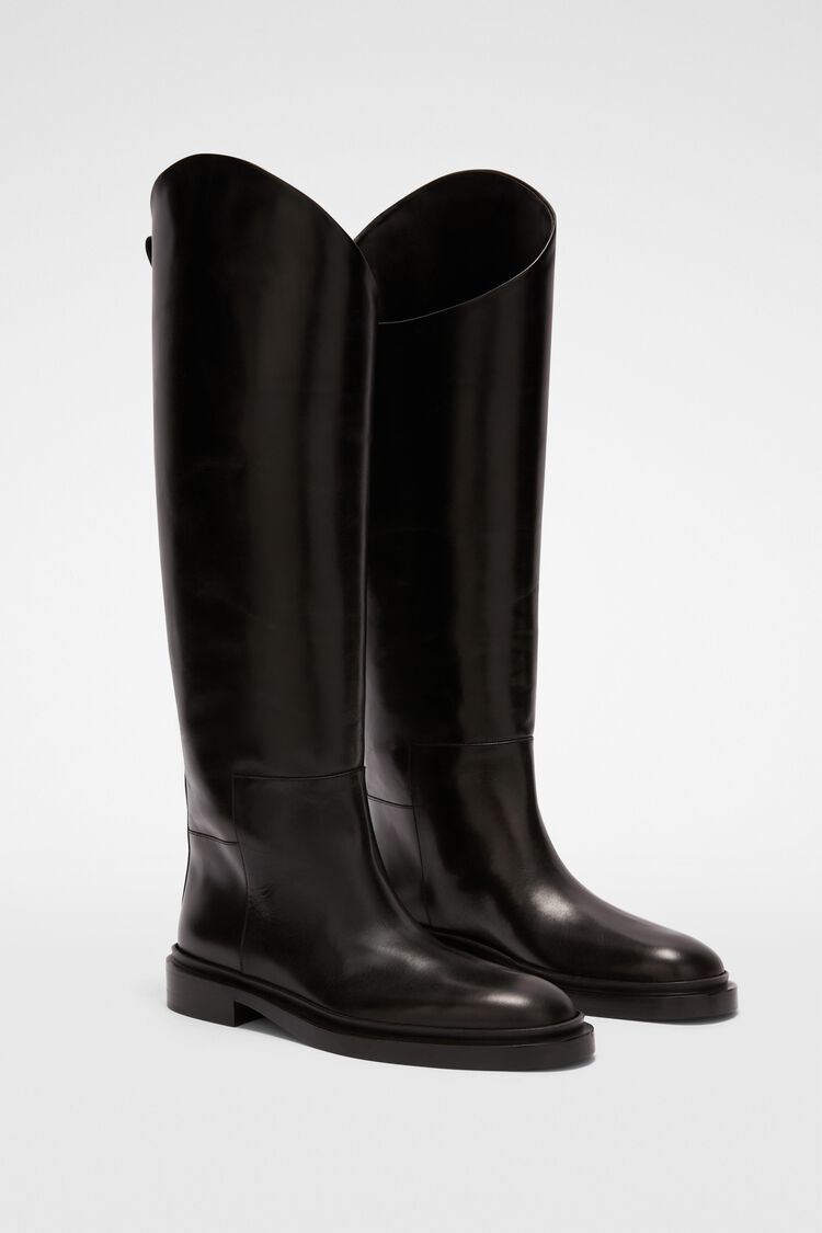 a pair of black boots