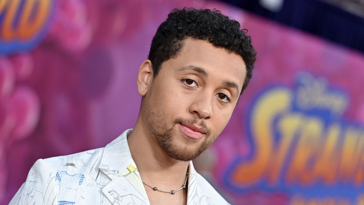 disney's trange world premiere arrivals