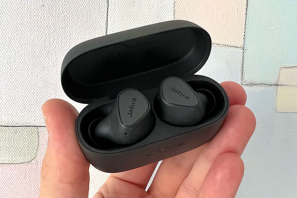 jabra elite 3 earbuds in charging case