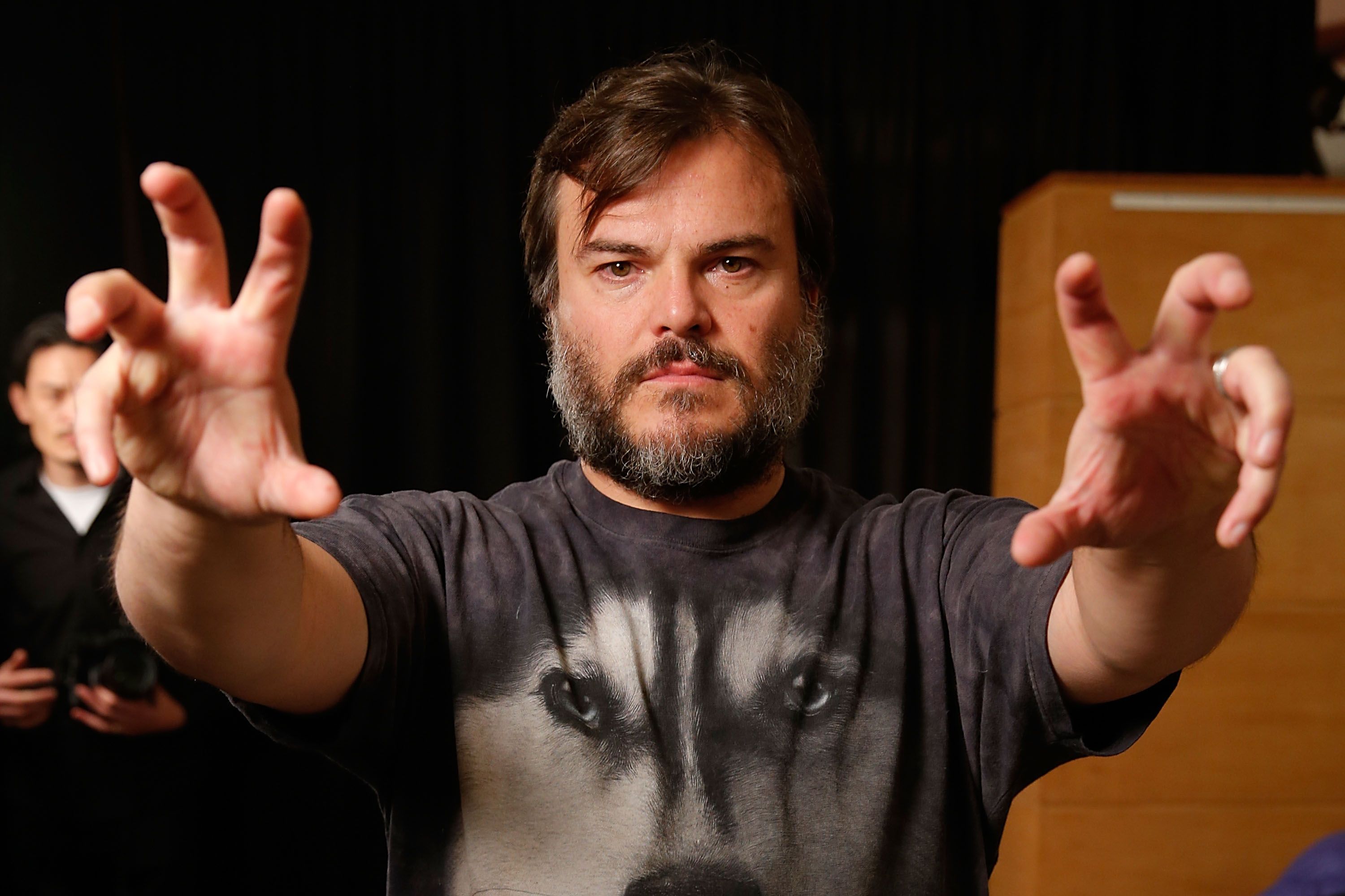 Jack Black Strips Down and Covers Taylor Swift 'Anti-Hero' at Los