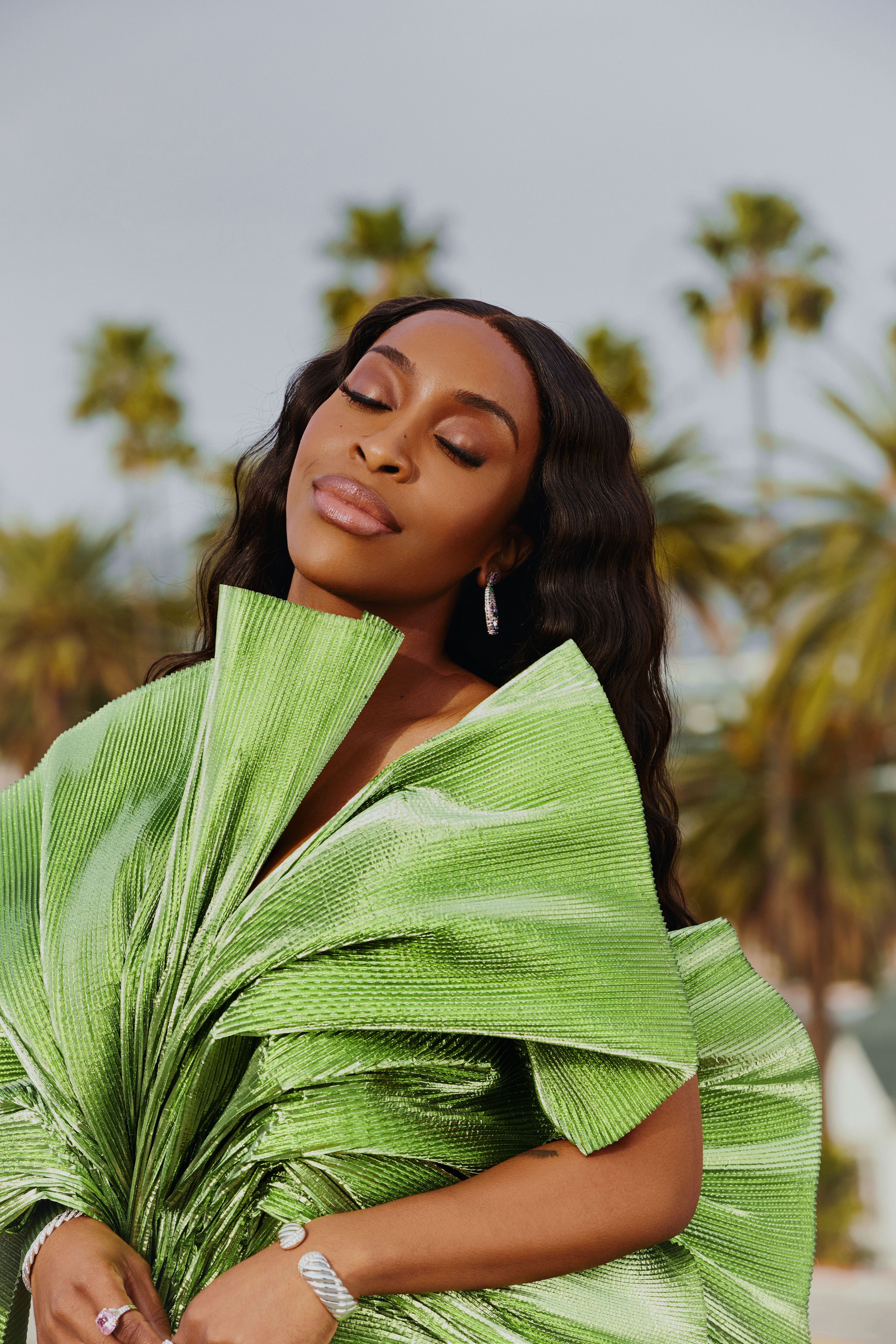 Influencer Jackie Aina on Her Upbringing and Plans After Beauty picture