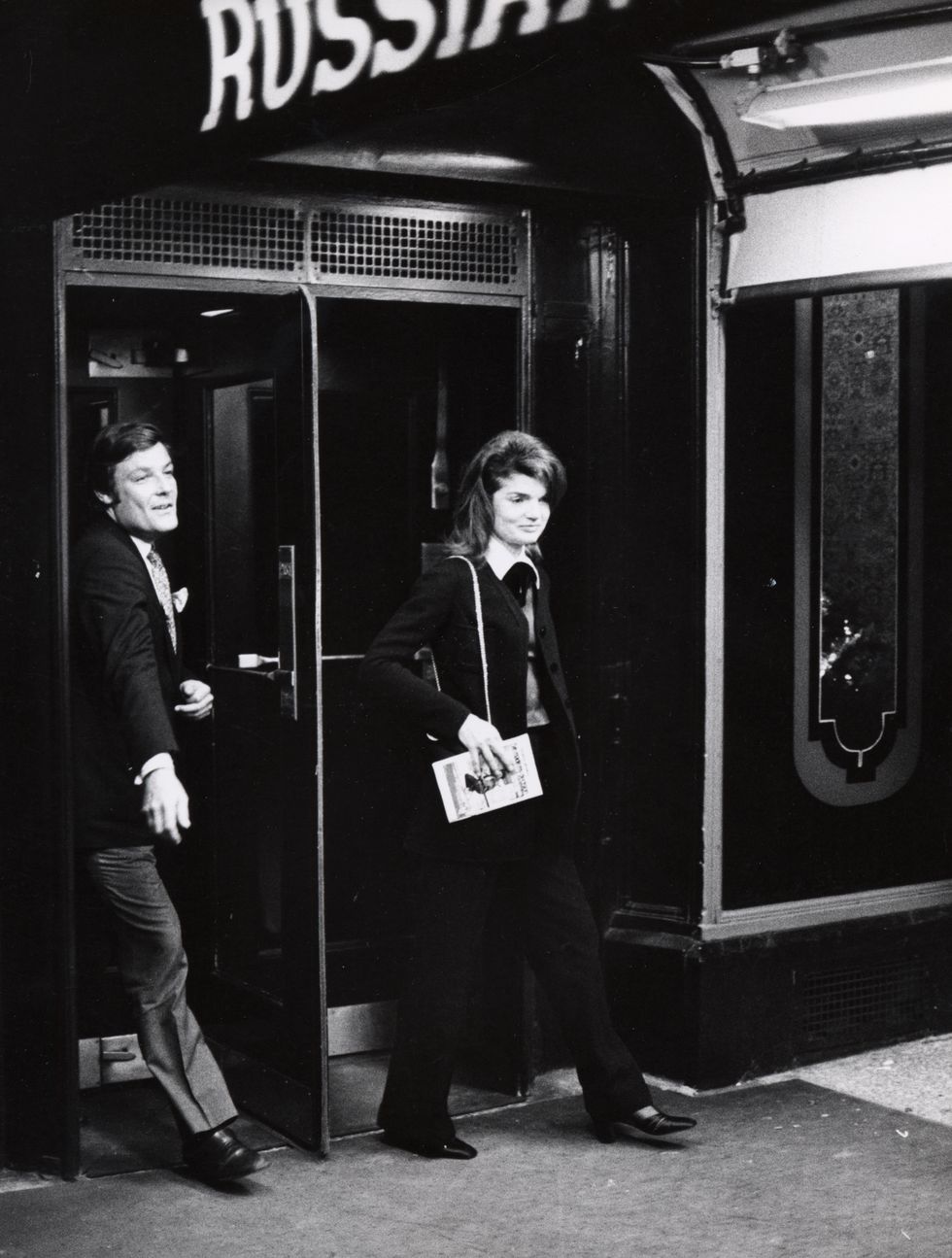 jackie onassis sightings in new york city december 1, 1971